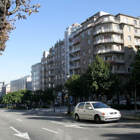Hostal Gran Via Vigo Exteriör bild